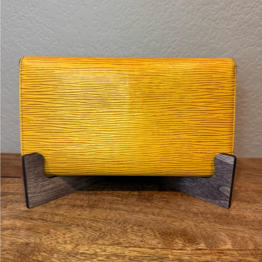 SOLD - Picture 2 of 7